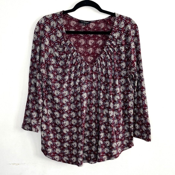 Lucky Brand Top Womens L‎ Maroon Floral Pleated V-Neck Flowy Prairie Boho Casual - Picture 1 of 8